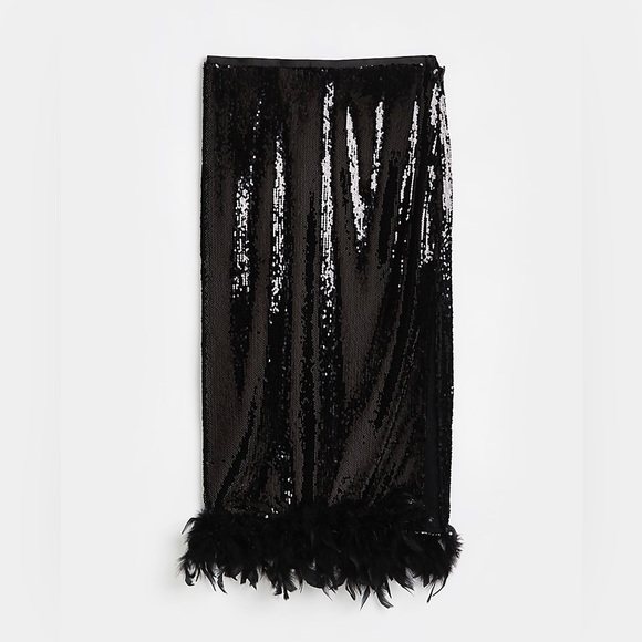 ***SOLD*** RIVER ISLAND Black Sequin Feather Trim Pencil Skirt - Picture 5 of 7